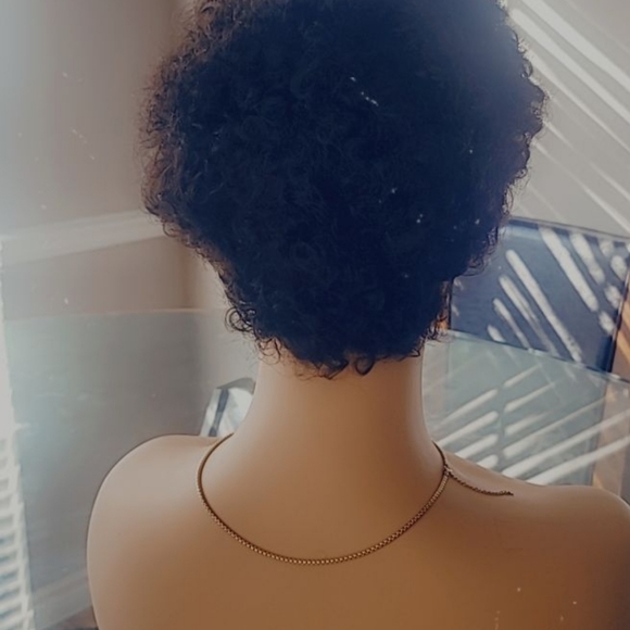 Braina short curly - Picture 3 of 4